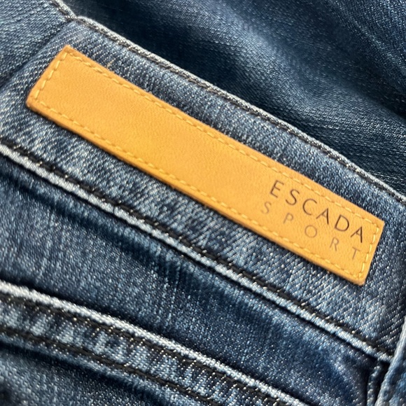 DESIGNER ESCADA JEANS! PRICE DROP ! EUC Escada sport jeans Great Fit Steal - Picture 6 of 6